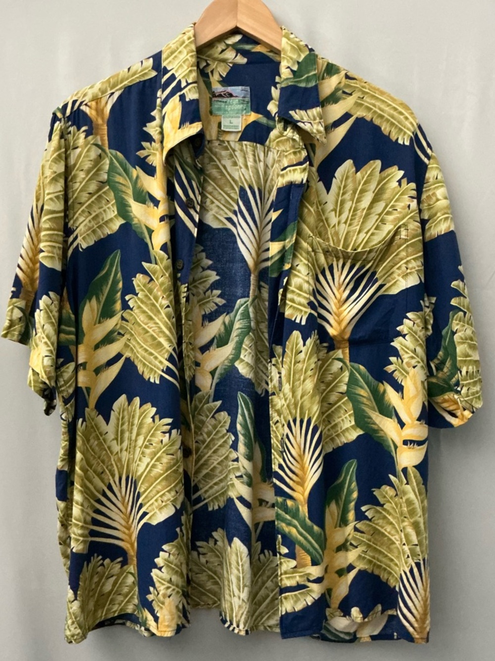 Reyn Spooner Men's Hawaiian Shirt Size L